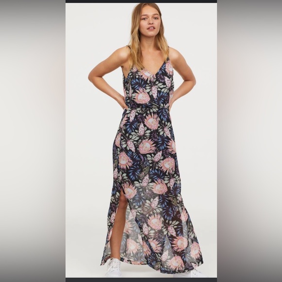 H&M Floral Shirt-Dress Navy • M/L